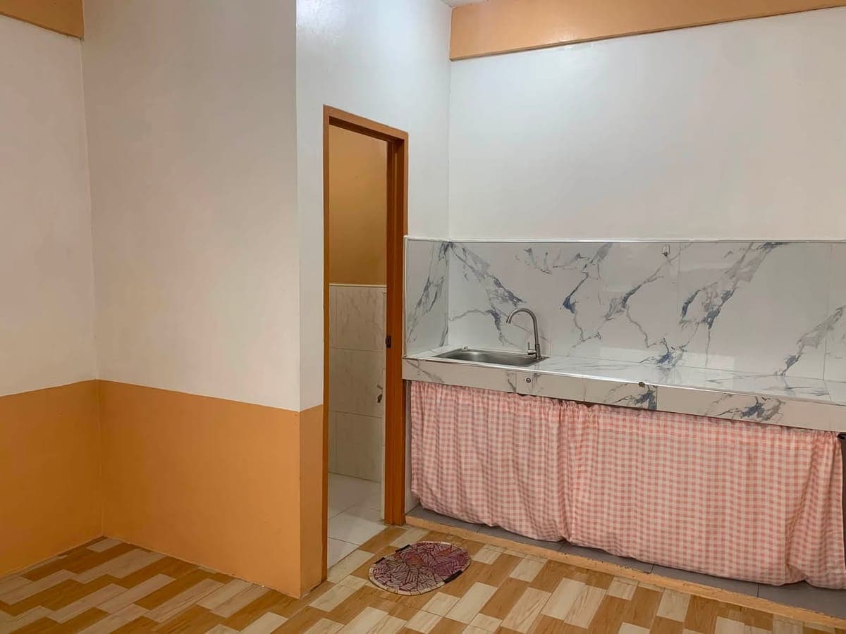 ROOMS FOR RENT (With Motorbike Parking!) - photo 4