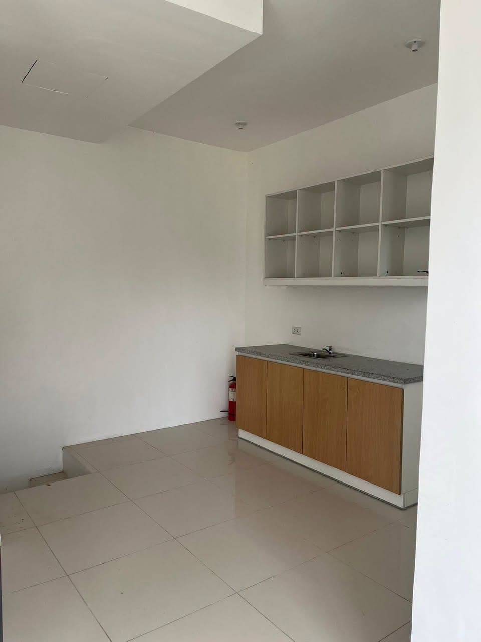 FOR RENT - 3storey brandnew house in TALAMBAN - photo 4