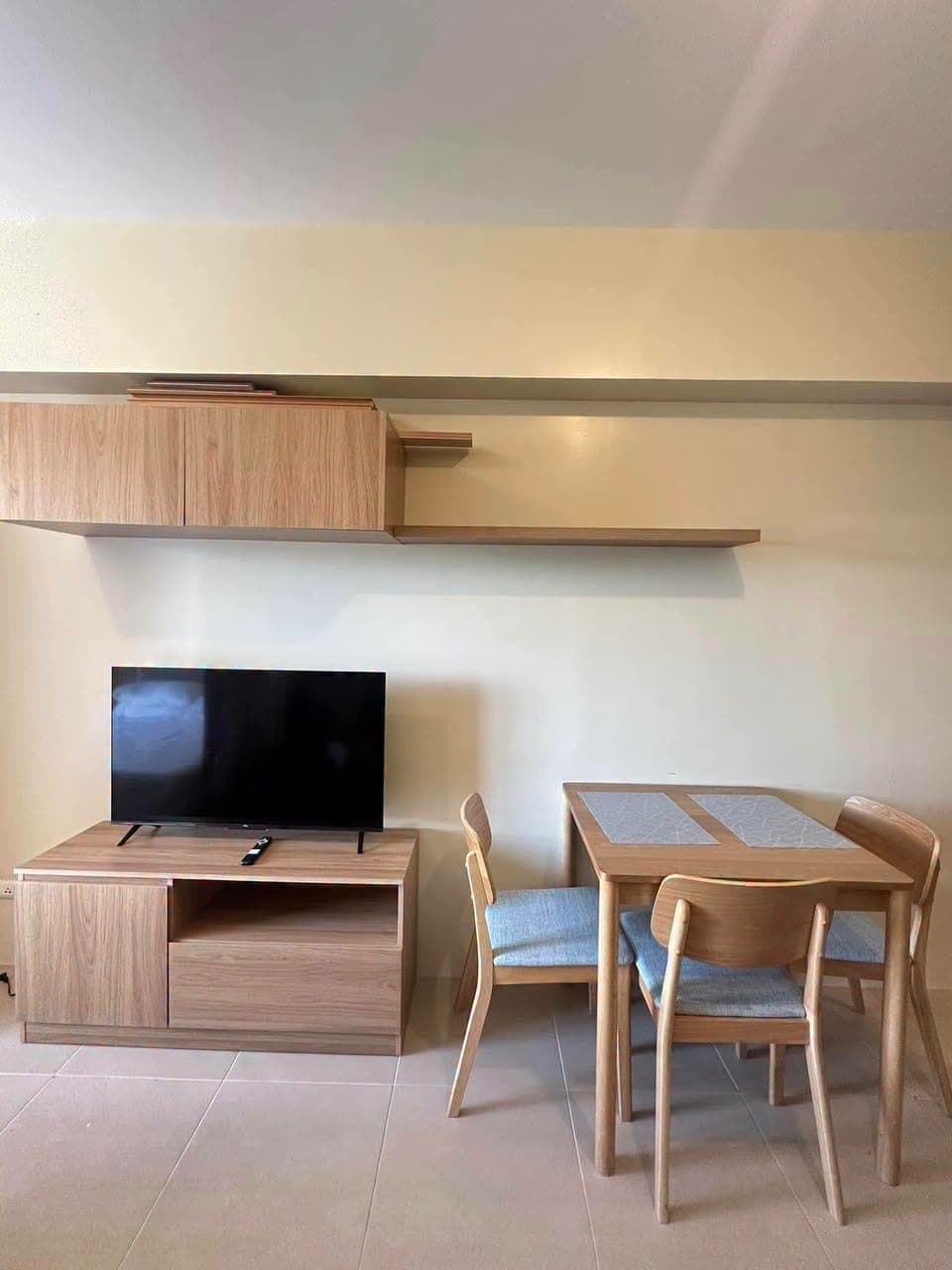 FOR RENT Fully Furnished Studio Unit - photo 2