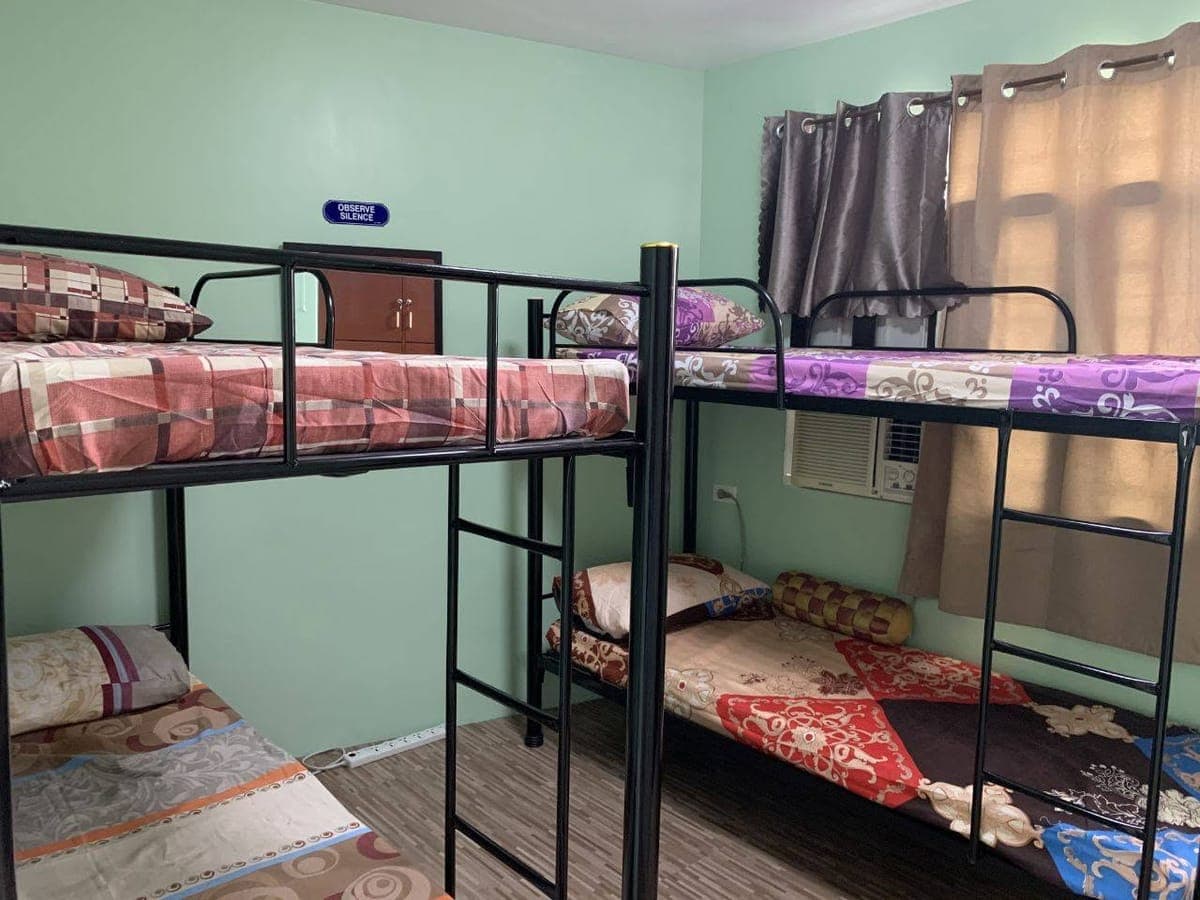 - 1 Slot Available Bed Space for Male - - photo 5