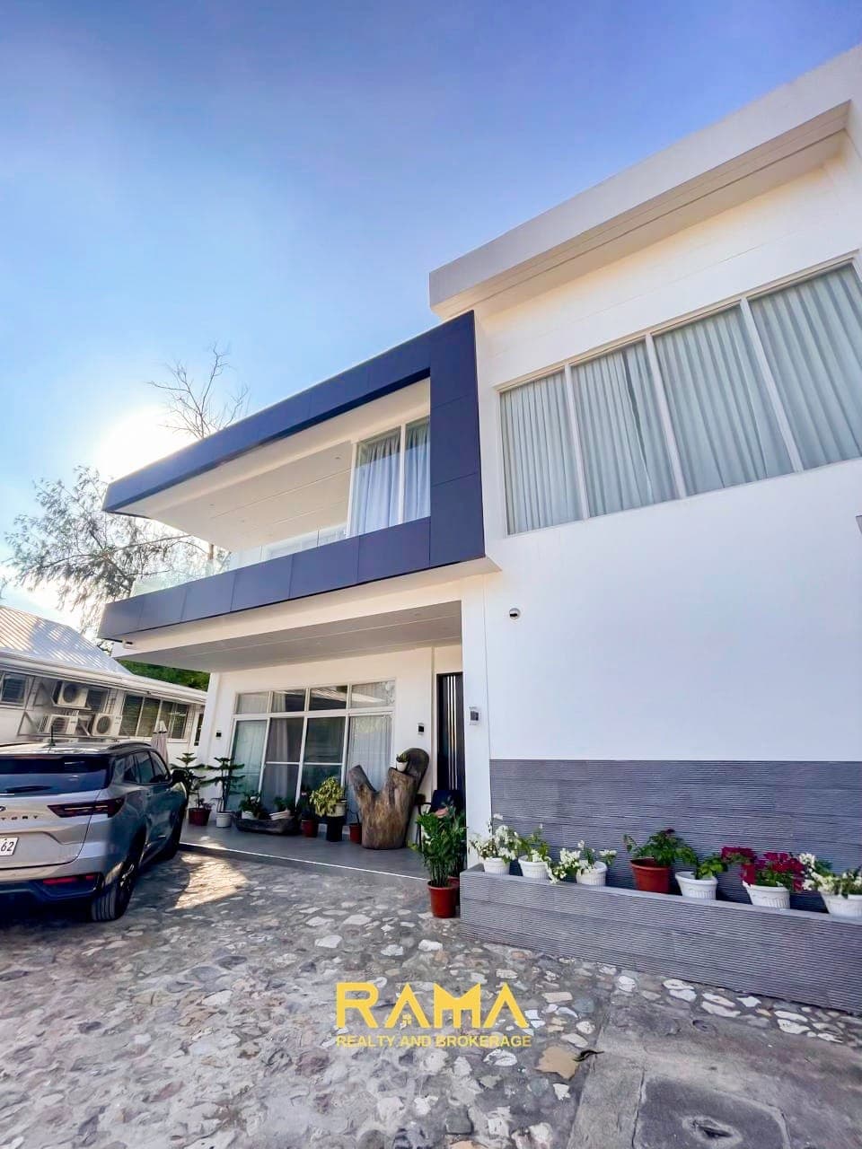 Hidden Village House for Sale / Rent - photo 1