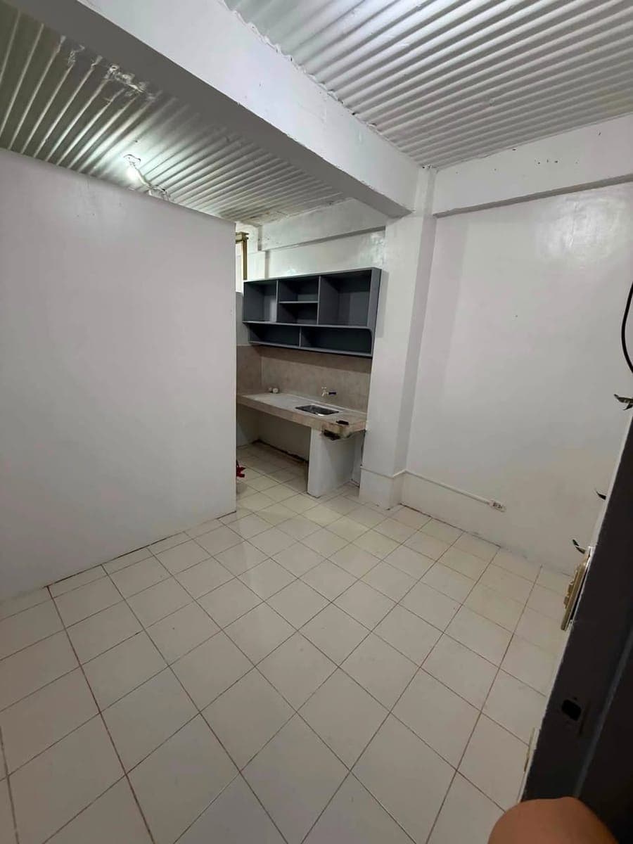 Room for Rent - photo 3