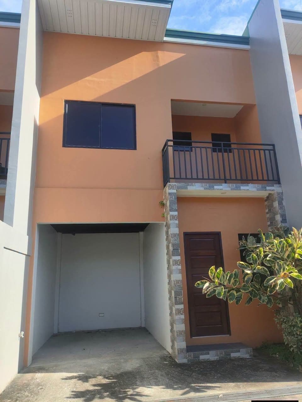 ‼️HOUSE FOR RENT OR SALE  IN TALAMBAN CEBU‼️ FIRST TENANT‼️ - photo 1