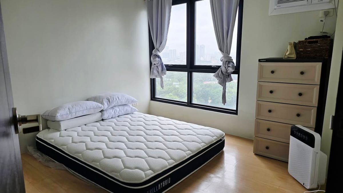 Condo and Parking for Rent - photo 2