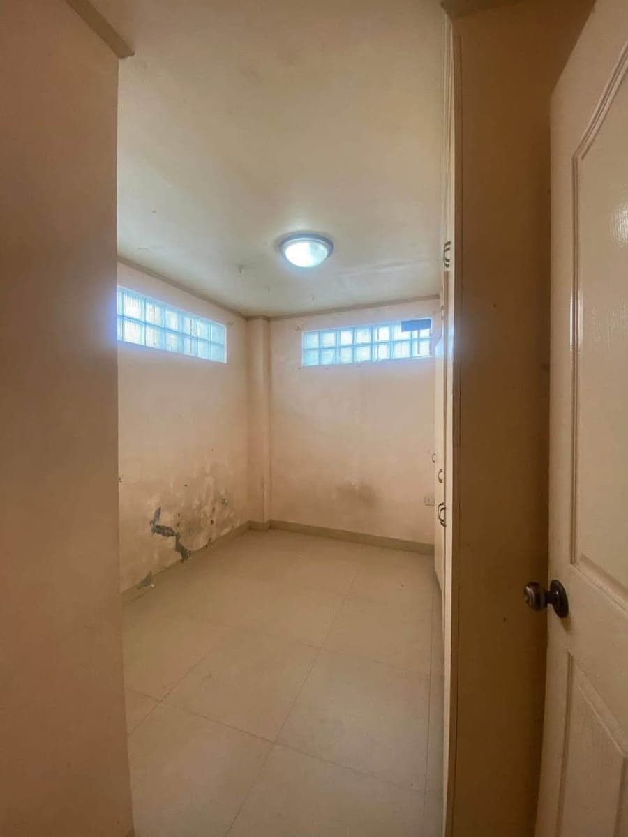 ROOM FOR RENT!! - photo 4