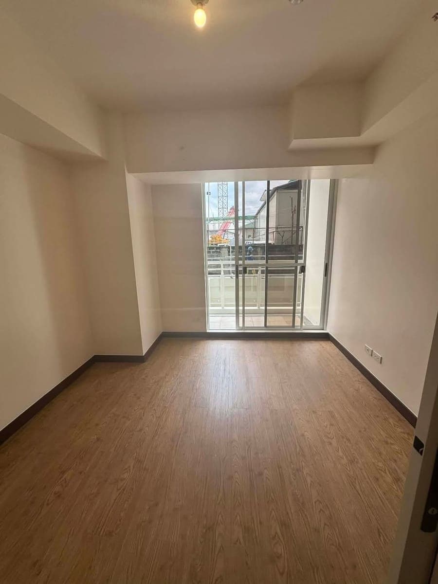 ❗NEWLY TURNED OVER UNIT❗ - photo 1