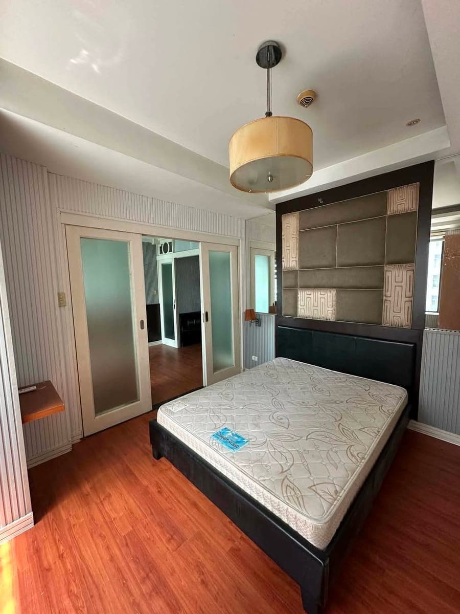 One Central Park – Eastwood City (FOR LEASE / FOR SALE) - photo 2