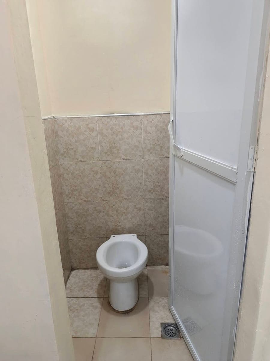 ROOM FOR RENT - photo 4