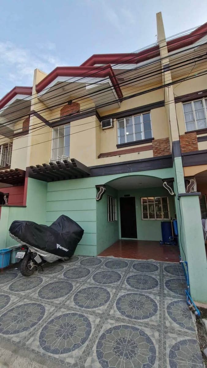 HOUSE FOR RENT : - photo 1