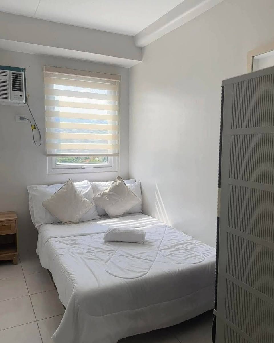 FOR RENT: FURNISHED 2BEDROOM CONDO UNIT - photo 2