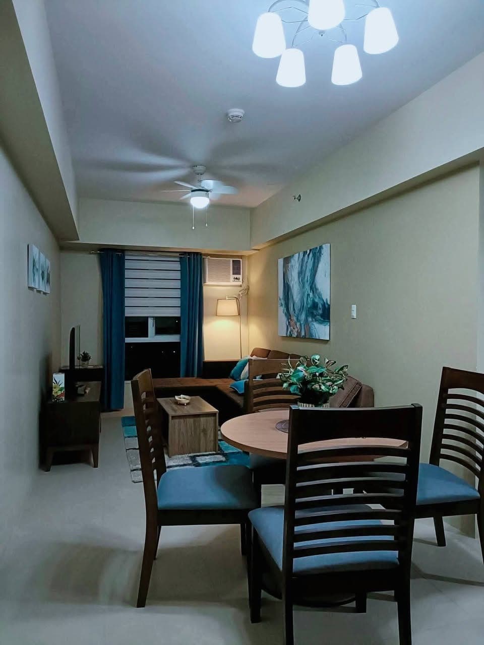 1BR Unit at Avida Riala, IT Park, Cebu City (CORNER, W/ INTERNET & WASHING MACHINE) - photo 2