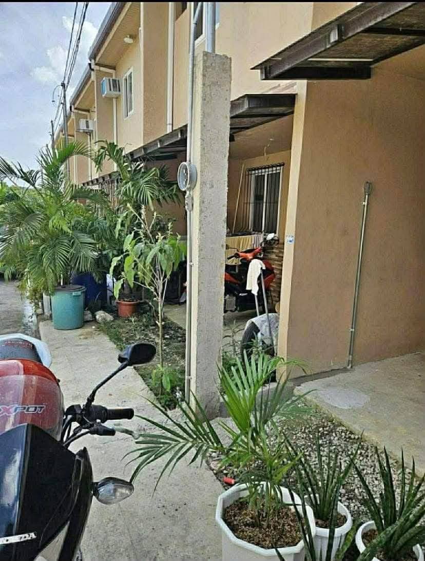 Just Listed..! - photo 1