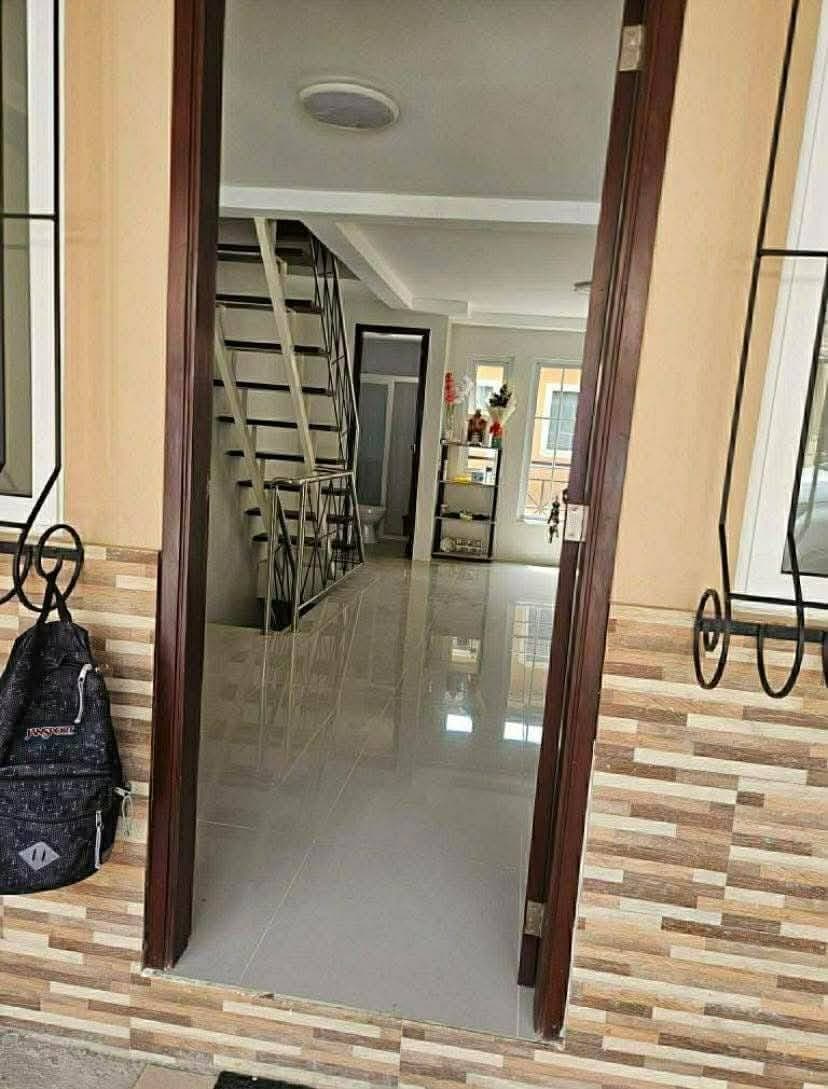 Just Listed..! - photo 2