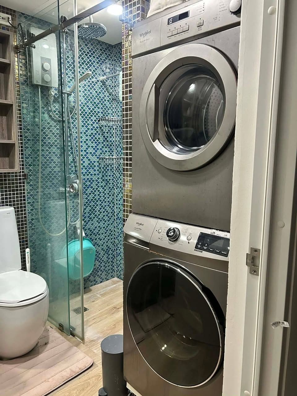 🚨 FOR RENT – PRIME IT PARK CONDO! - photo 5