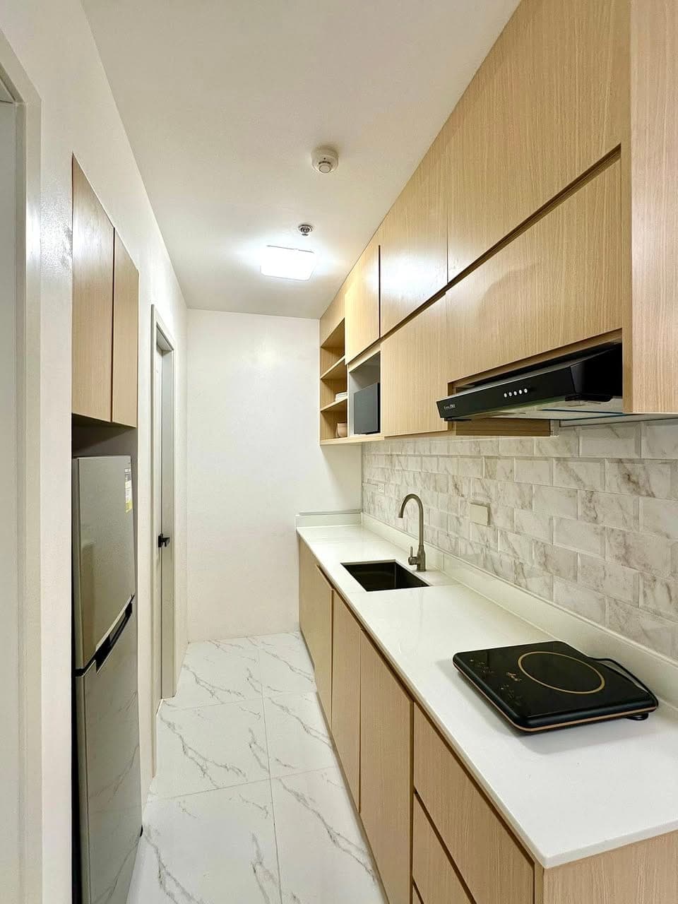 ✨BE THE FIRST TO RENT THIS BRAND NEW/NEWLY FURNISHED 1-BEDROOM CONDO UNIT WITH PARKING FOR RENT IN A... - photo 3