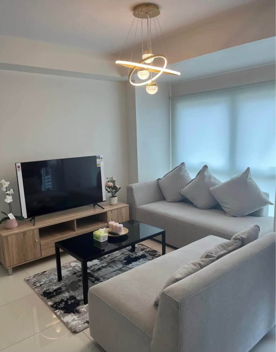 📣3br with balcony and parking for RENT in Madison Parkwest, BGC, Taguig❗️ - photo 2