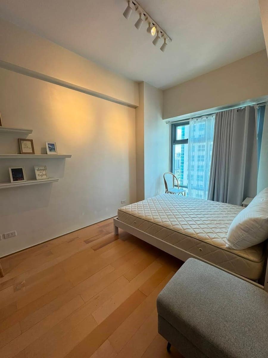 Park West, BGC - photo 4