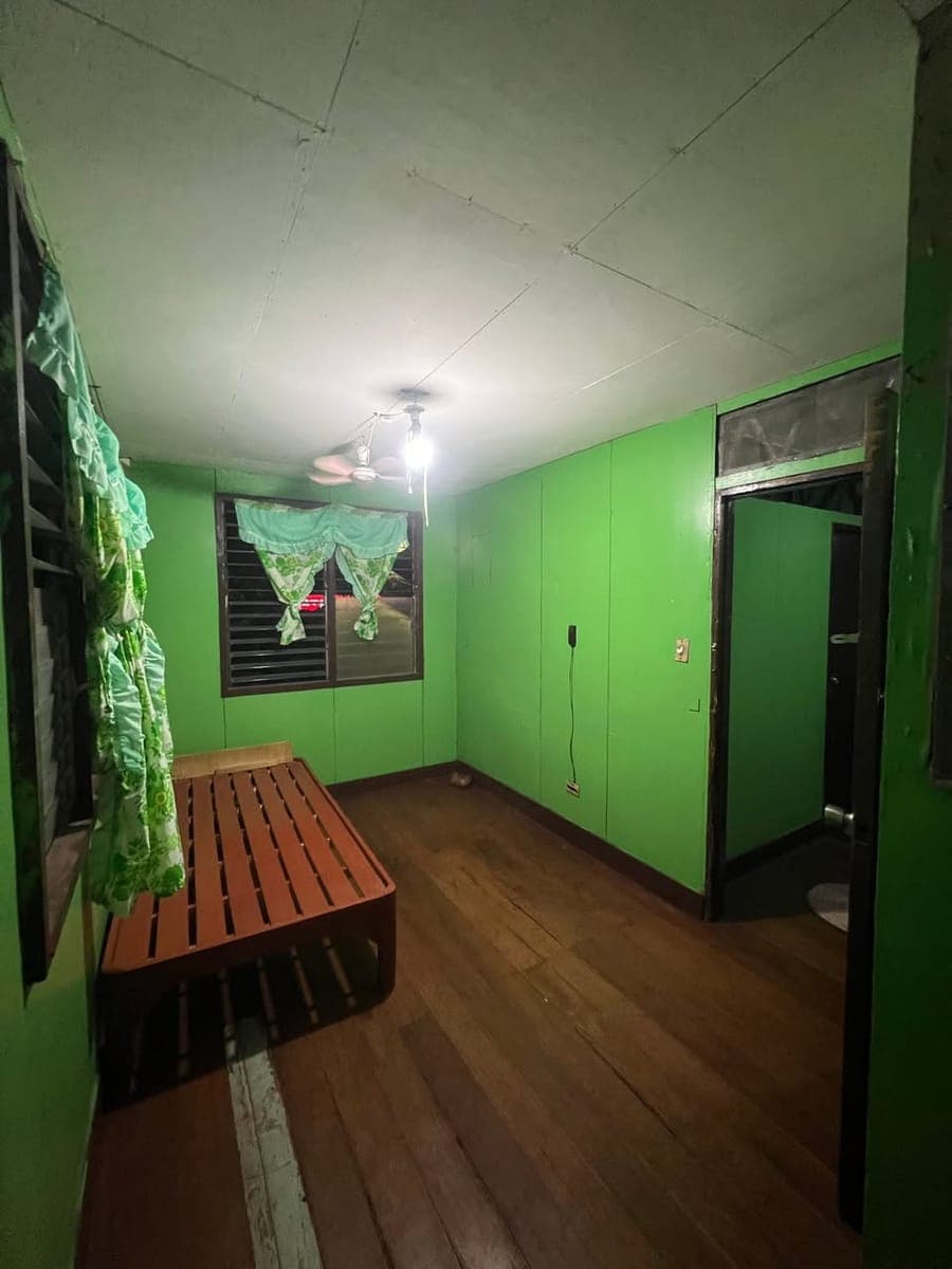 1 room available | FEMALE RENTER ONLY - photo 3