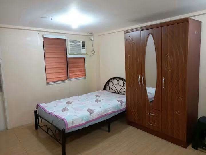 Familia Apartment Springside 7k - photo 1