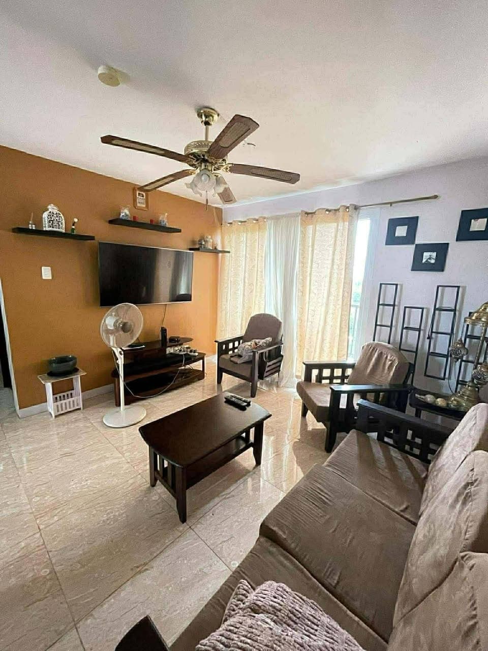 For rent! 23k/month Fully furnished 2 bedroom unit in Saekyung Marigondon, Lapulapu City - photo 1