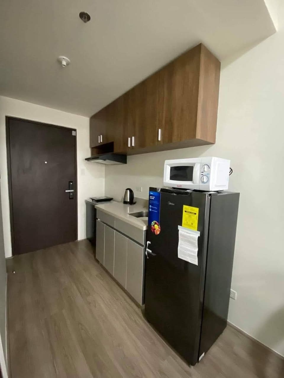 STUDIO UNIT AVAILABLE FOR RENT! - photo 3