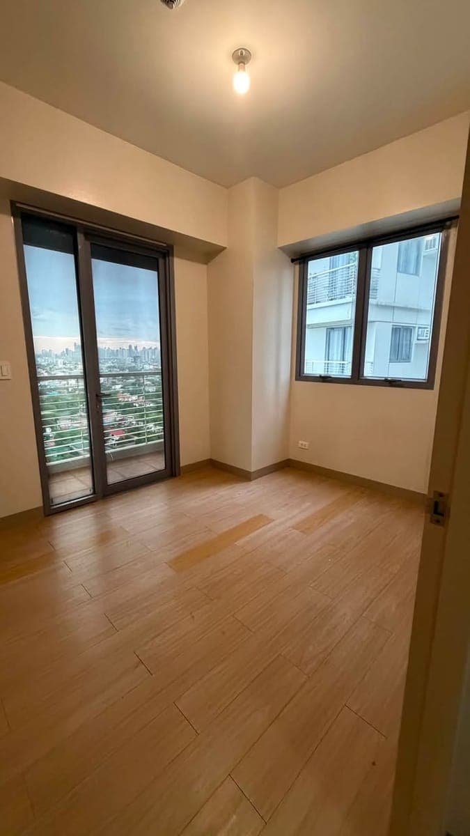 FOR RENT - 2BR bare unit at Suntrust Asmara - photo 4