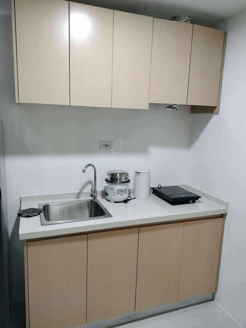 🏙️ FOR RENT: Fully Furnished Studio Unit with Balcony - photo 3