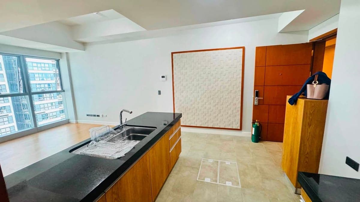 FOR LEASE - photo 5
