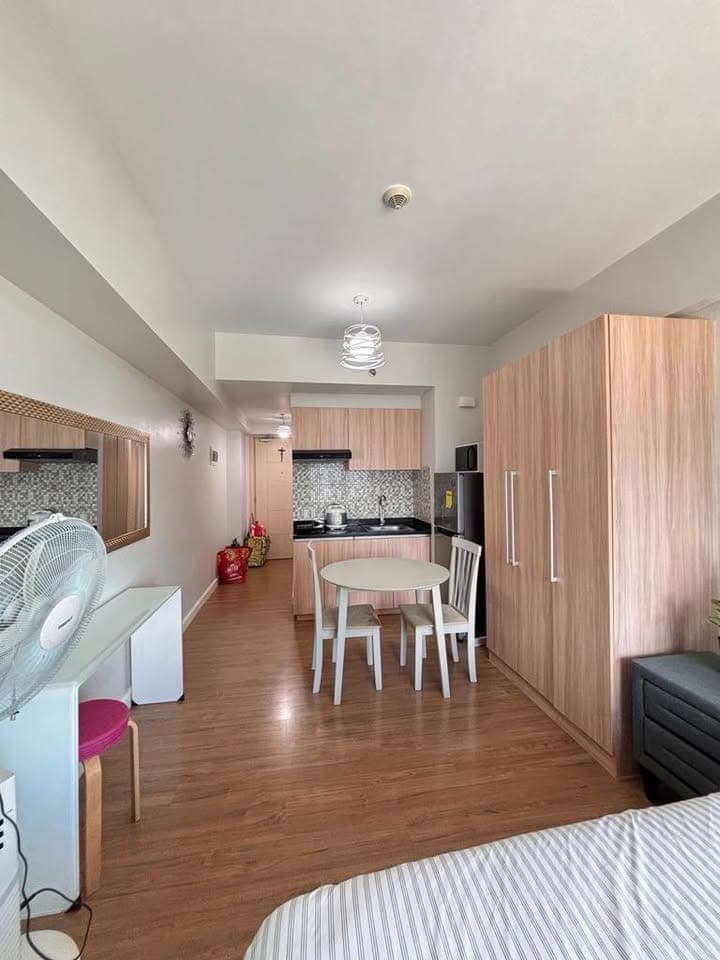 Solinea Tower 3 Fully furnished Studio for RENT Cebu City, Cebu Business Park - photo 1