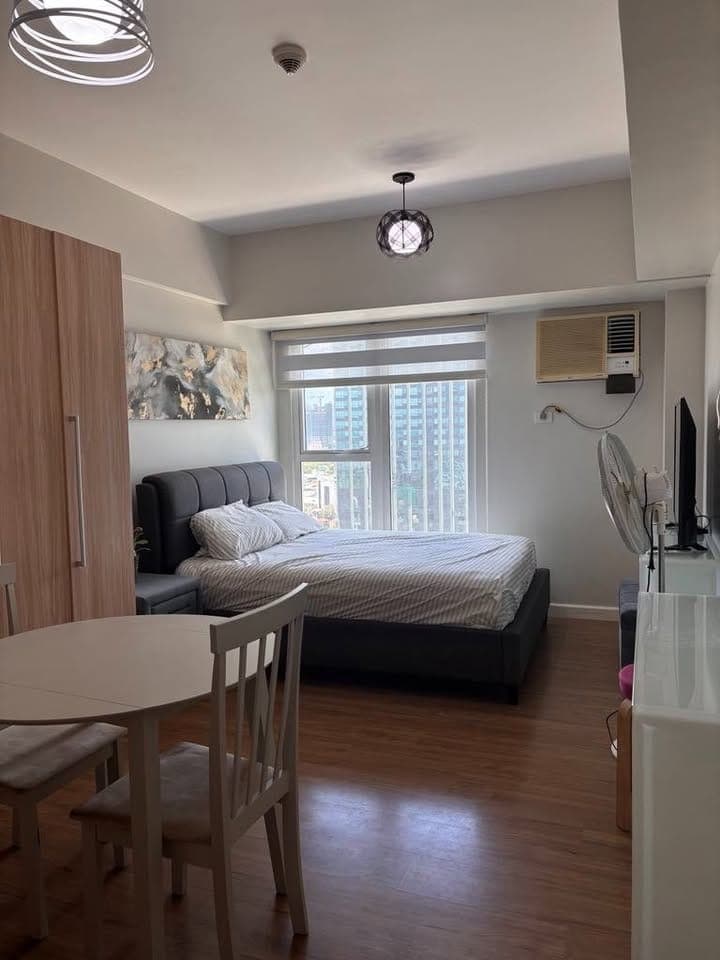 Solinea Tower 3 Fully furnished Studio for RENT Cebu City, Cebu Business Park - photo 2