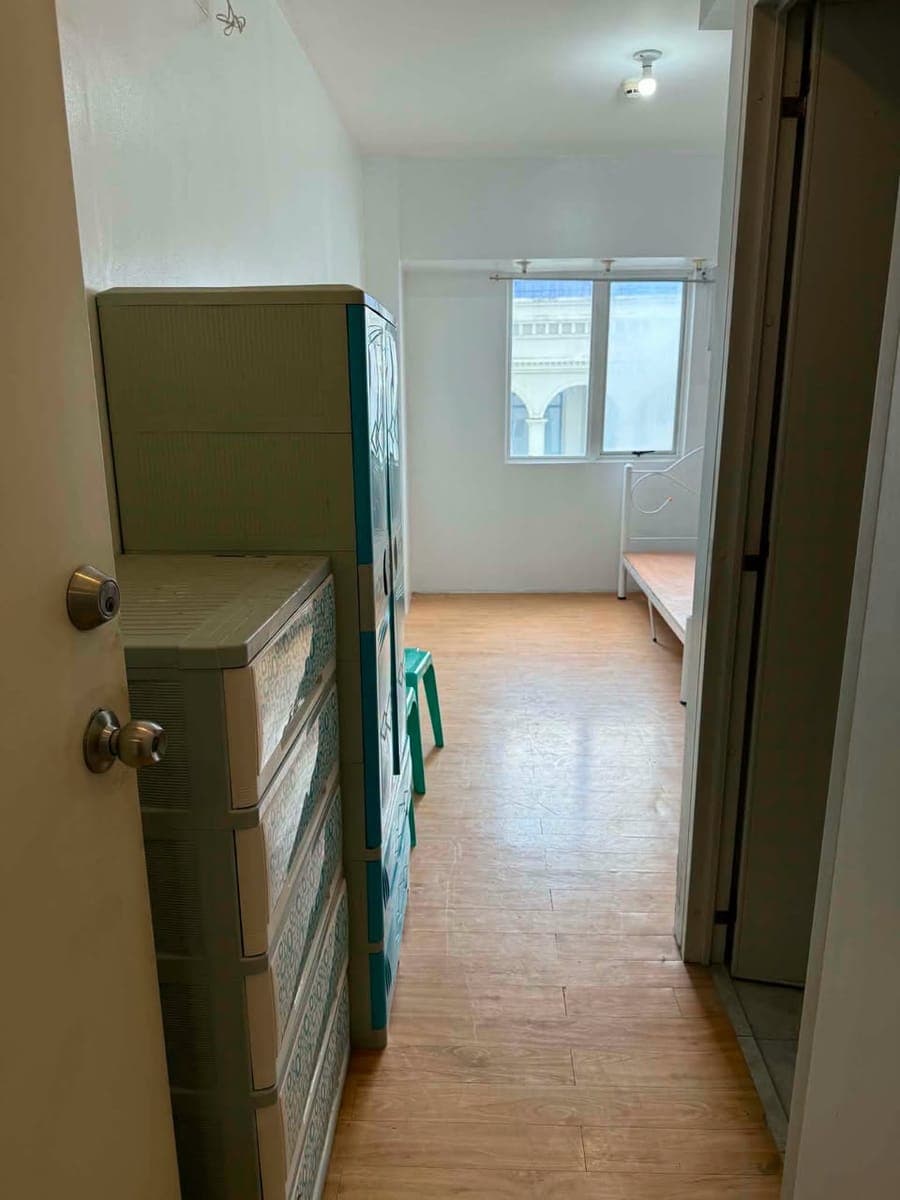 STUDIO SEMI FURNISHED FOR RENT (CONDO) - photo 2