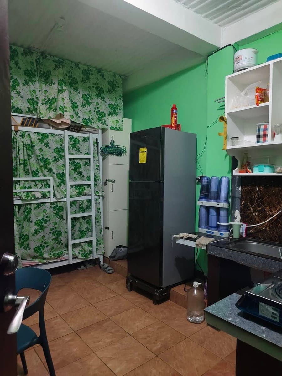 FEMALE BEDSPACE AVAILABLE!💁💁 - photo 2