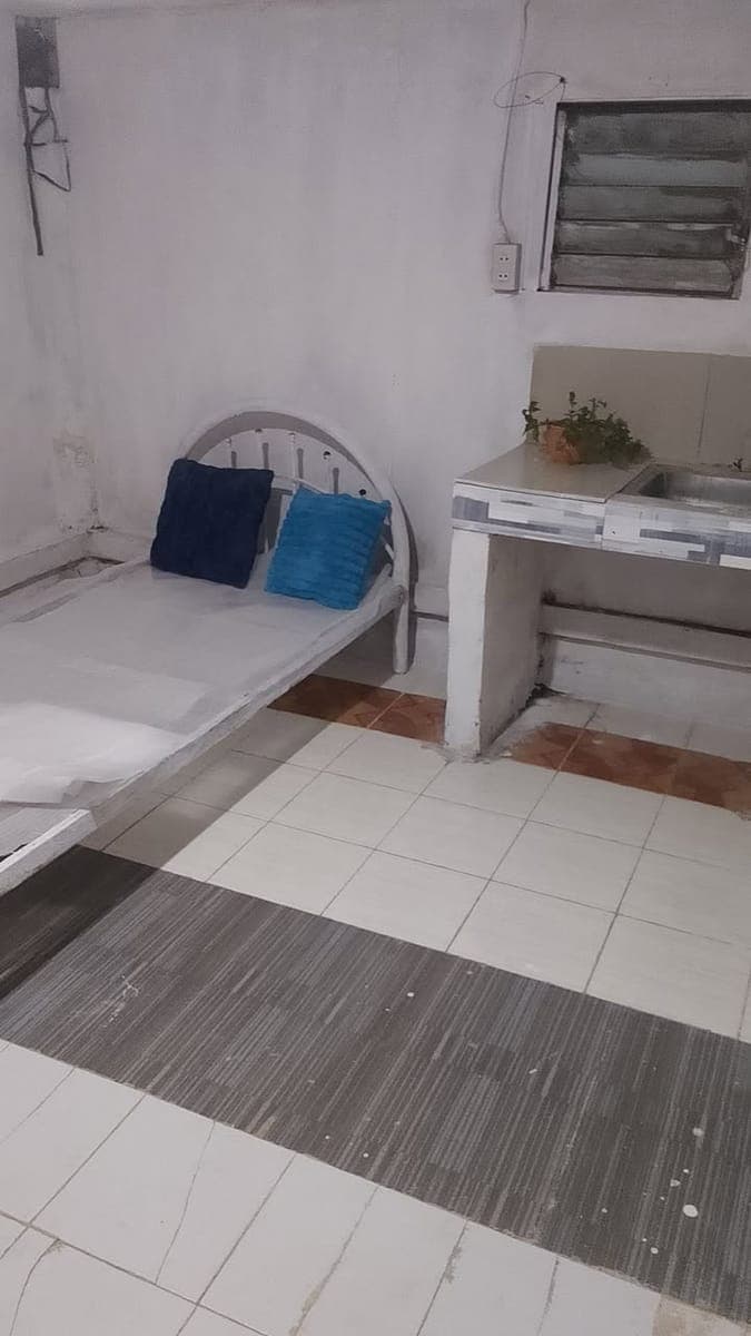 #roomforrent in Bonbon CDO zone 6 3k only with own sink and parking area and Cr NAA likod sa room 2... - photo 3