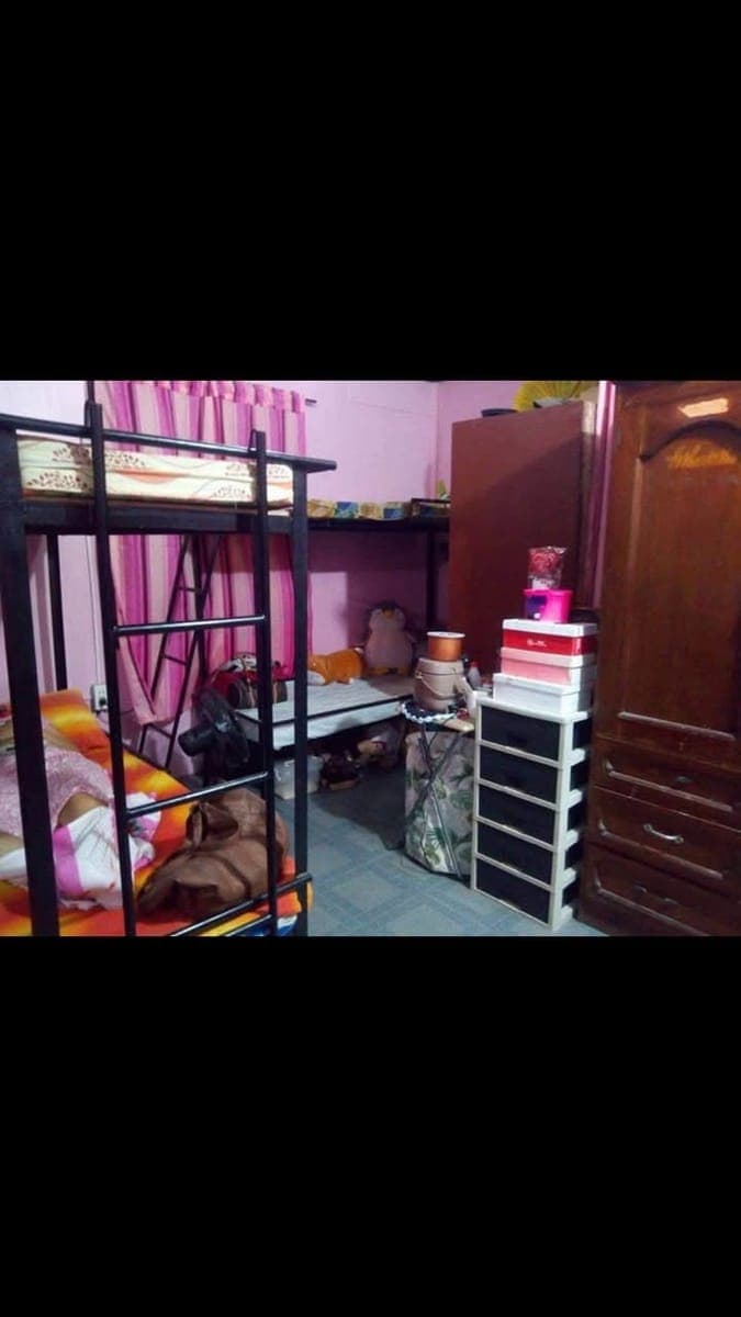 2.5k upper deck with Aircon Near BGC & Market2x - photo 4