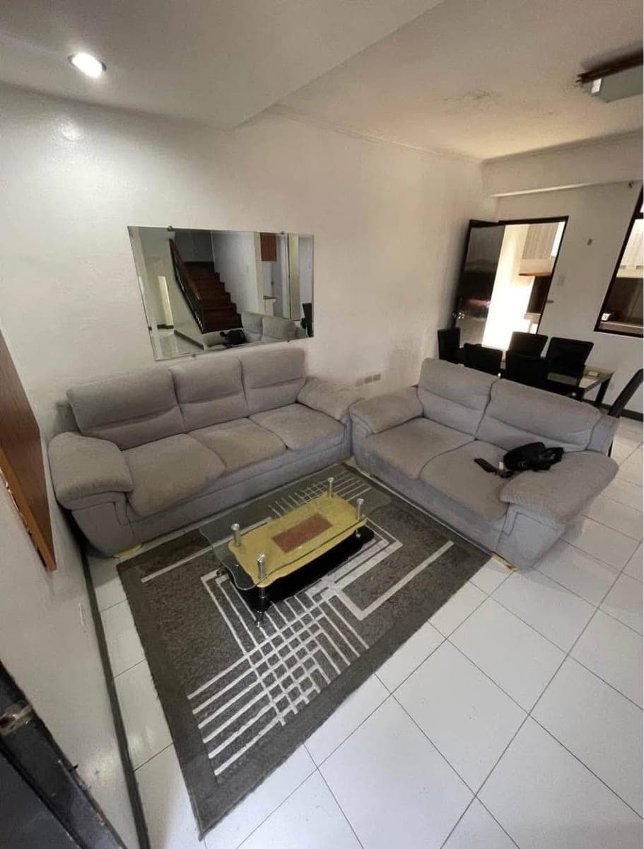 House for Rent @ Courtyard subdivision uptown - photo 2