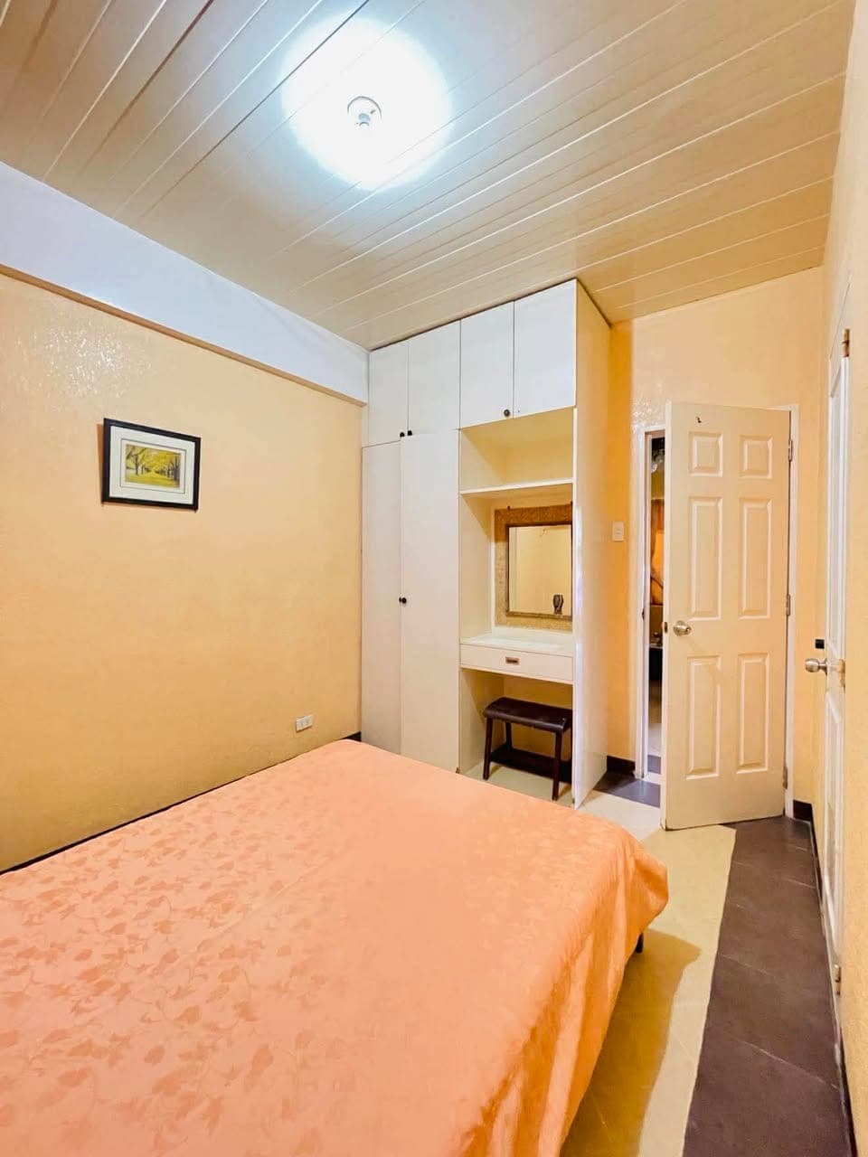 𝟭𝗕𝗥 𝗙𝗨𝗟𝗟𝗬 𝗙𝗨𝗥𝗡𝗜𝗦𝗛𝗘𝗗 𝗔𝗣𝗔𝗥𝗧𝗠𝗘𝗡𝗧 𝗙𝗢𝗥 𝗥𝗘𝗡𝗧 𝗜𝗡 𝗕𝗔𝗡𝗜𝗟𝗔𝗗 𝗖𝗘𝗕𝗨... - photo 5