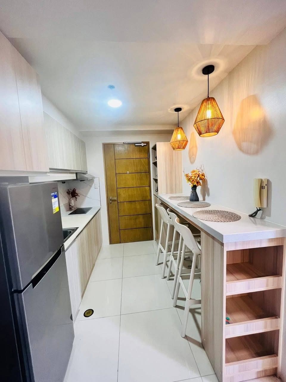 ✨FOR RENT| Studio Converted to 1-Bedroom with Sea View Balcony ✨🏙️ - photo 4