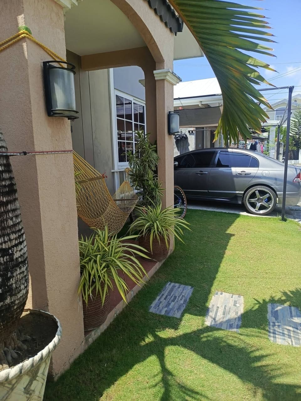 BUNGALOW FOR RENT - photo 1