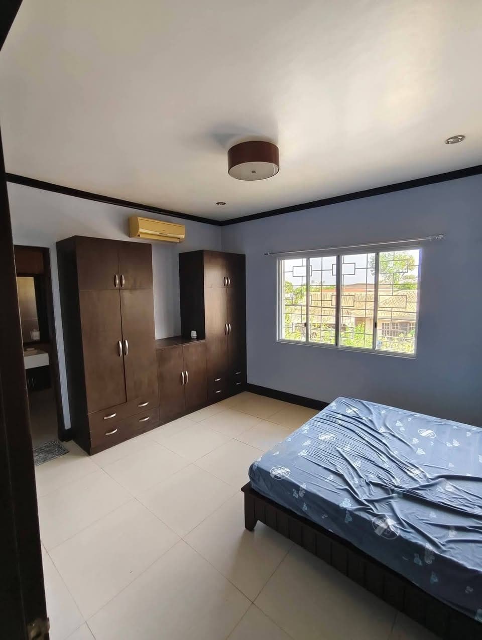 HOUSE FOR RENT in SILVER HILLS SUBDIVISION - photo 4