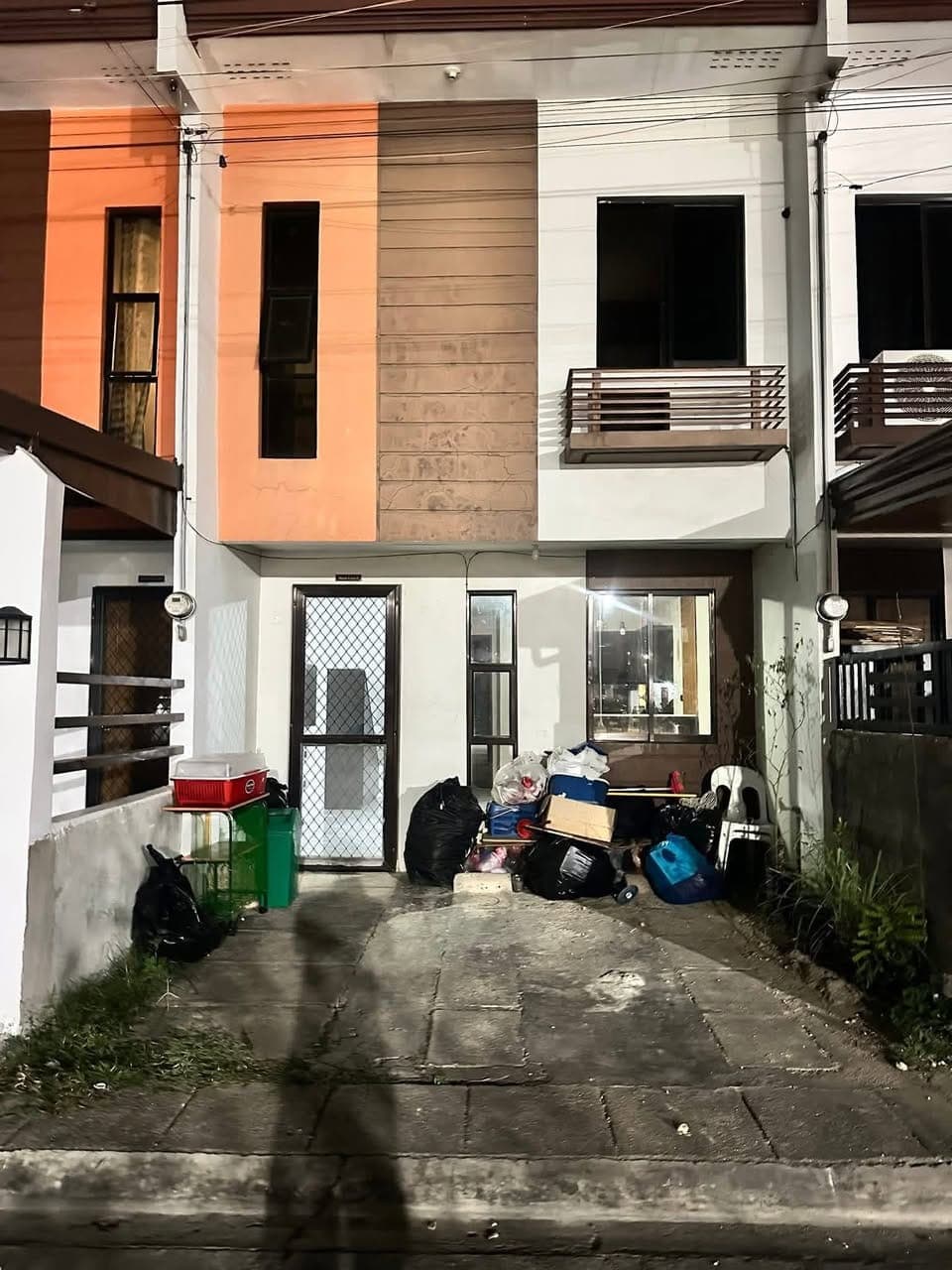 🏡 FOR RENT: Cozy 2BR/1BA Home Near CCLEX - photo 1