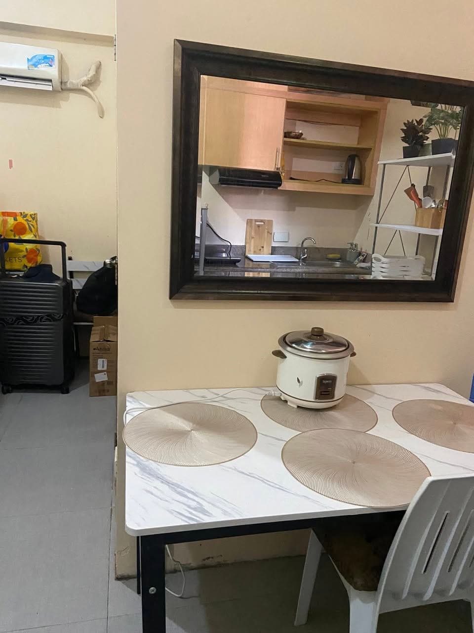 🏢 STUDIO UNIT FOR RENT – PRIME DOWNTOWN LOCATION - photo 2