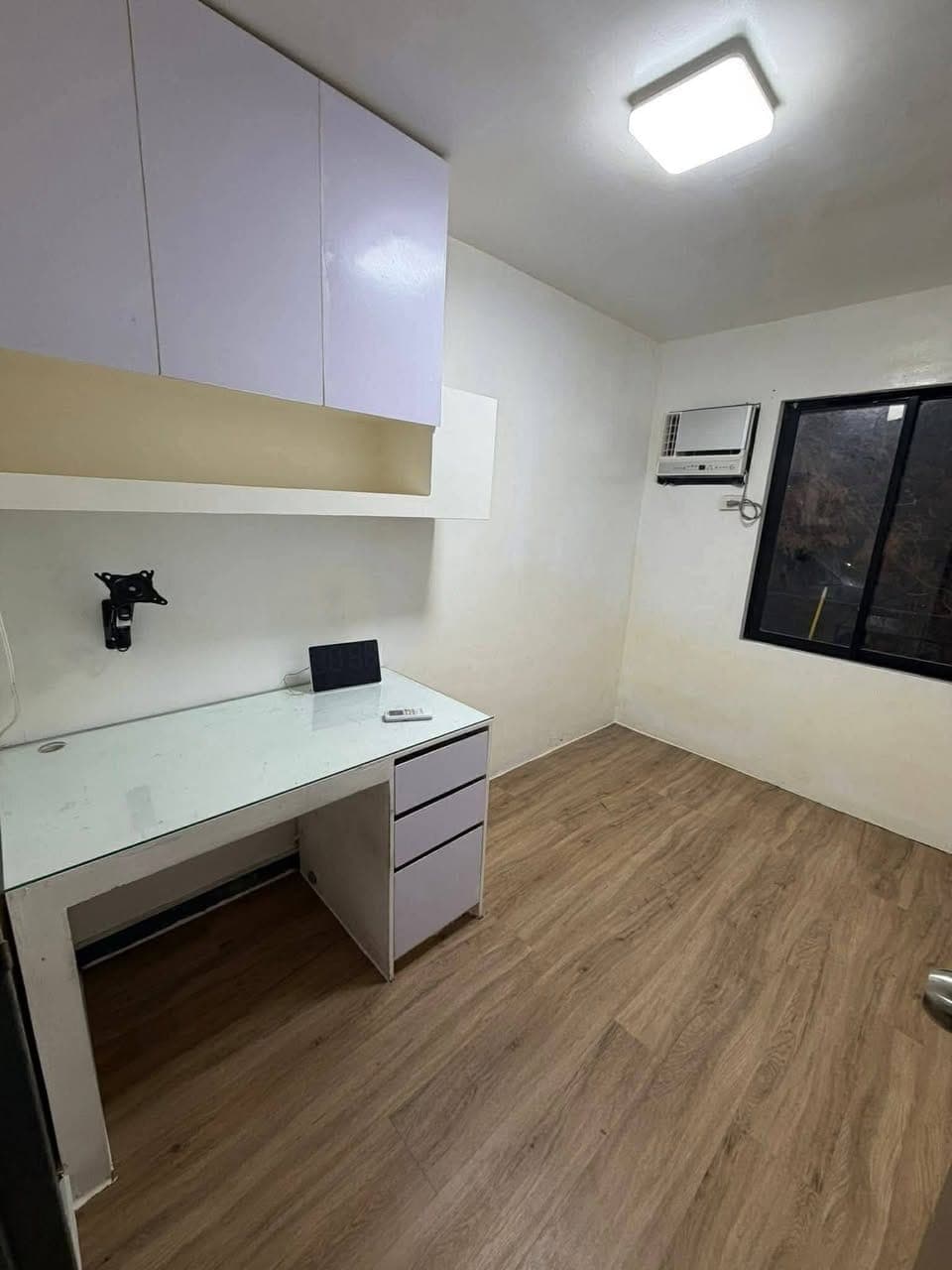 🧧For Rent 2-BEDROOM with Balcony- Deca Hernan Cortes🧧 - photo 3