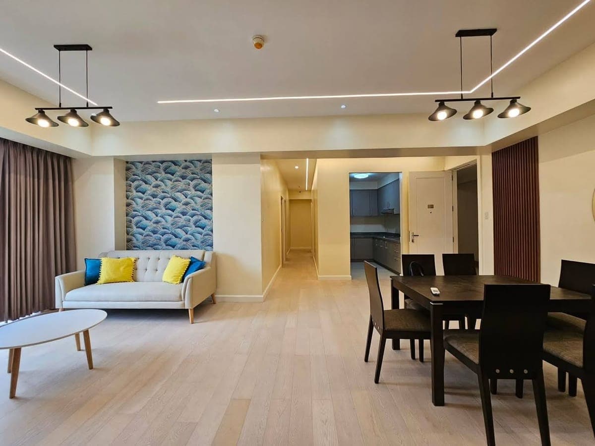 For Rent: 32 Sanson 3 bedroom Unit with 1 car park - photo 1