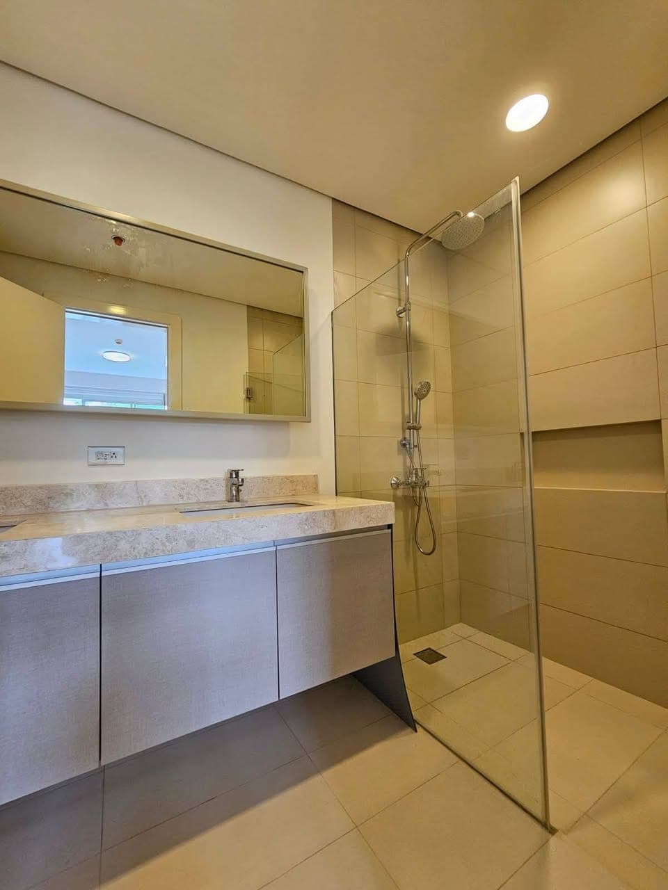 For Rent: 32 Sanson 3 bedroom Unit with 1 car park - photo 4