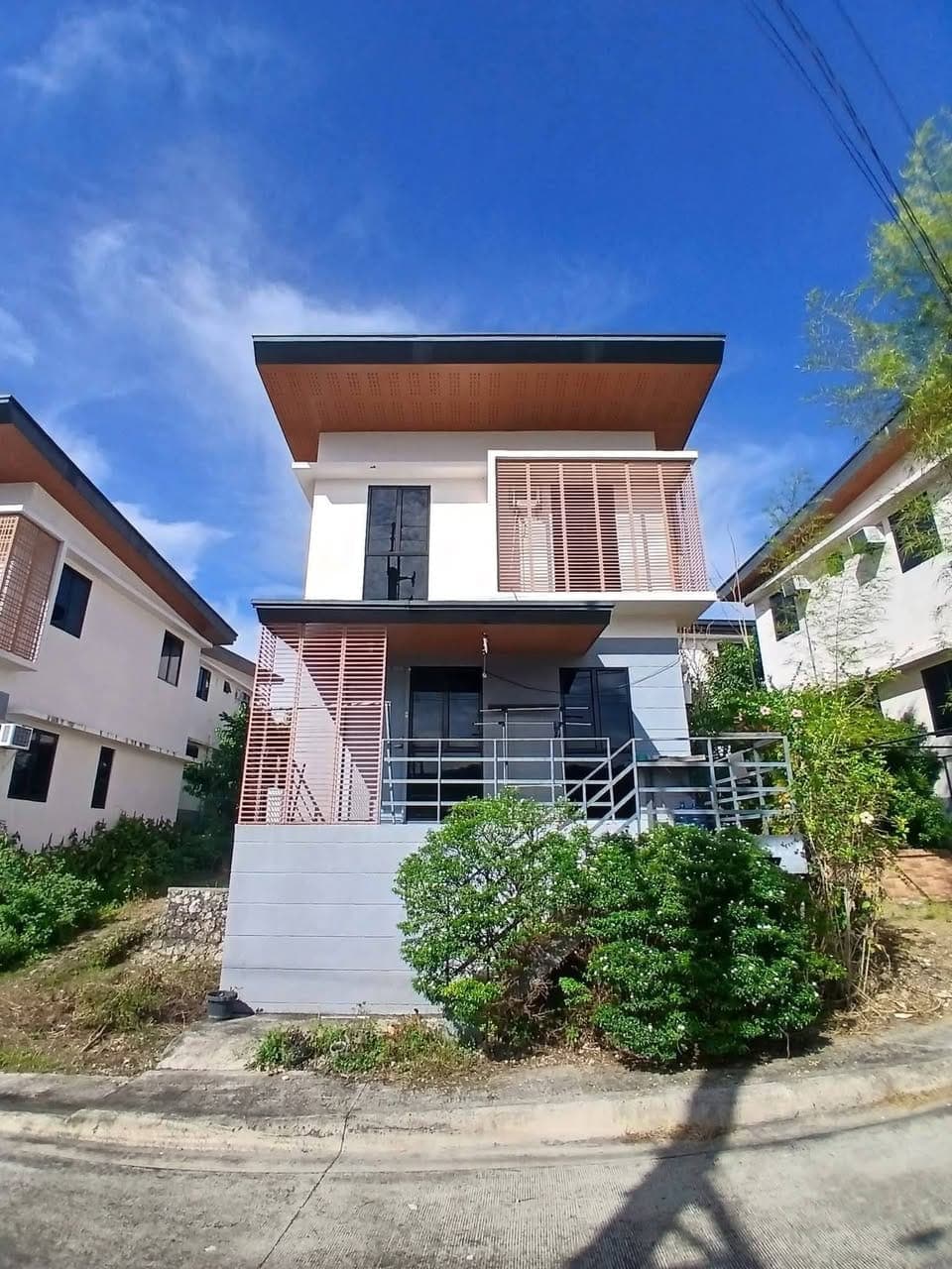 ✨️ HOUSE FOR RENT in Compostela for 25k/month with 4 Bedrooms 🔥 - photo 4