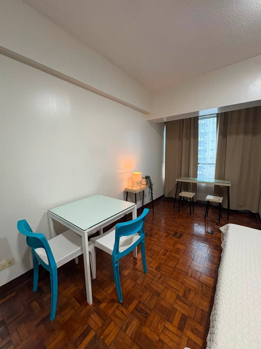 GARDEN HEIGHTS STUDIO UNIT NEWLY RENOVATED - photo 4
