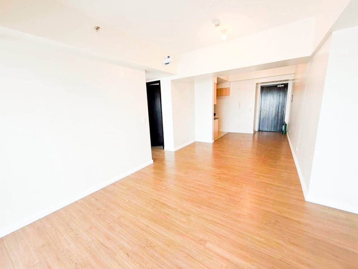 For Rent - photo 2