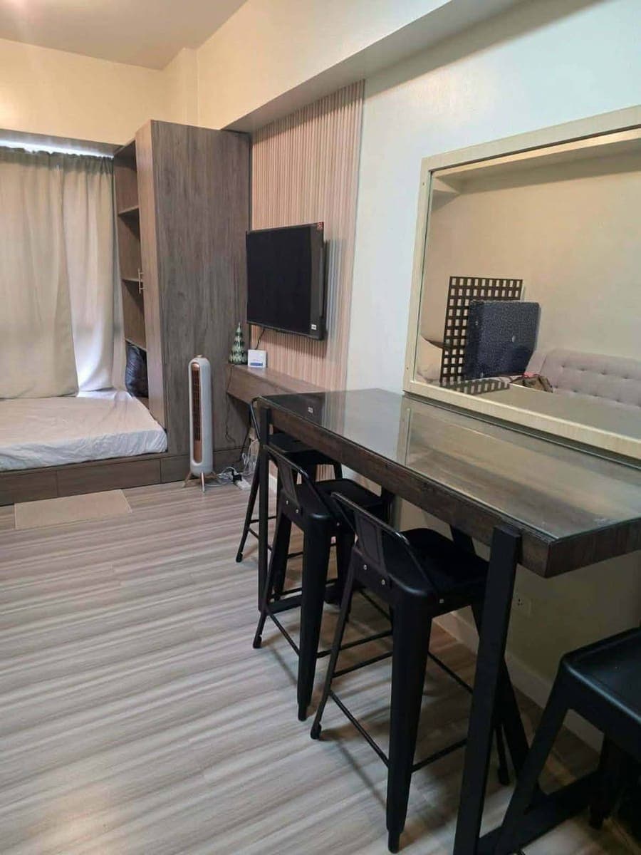 FOR RENT – Fully Furnished Studio Unit - photo 1