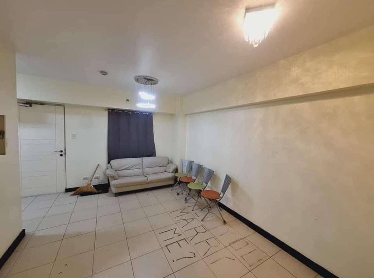 𝐅𝐎𝐑 𝐑𝐄𝐍𝐓: 2BR Semi-furnished Unit with Parking Slot at The Amaryllis, Quezon City - photo 3