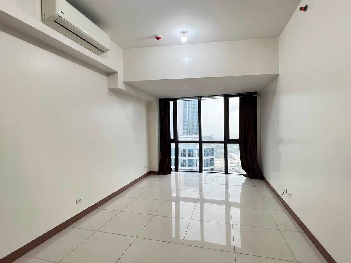 Eastwood City Condo for rent - photo 1